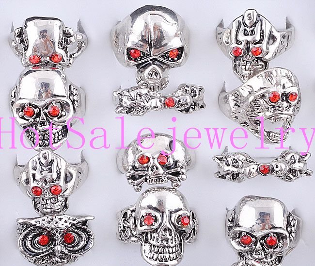 GothicPUNK Design Rhinestone Men's Skull Ring fashion Costume Jewelry
