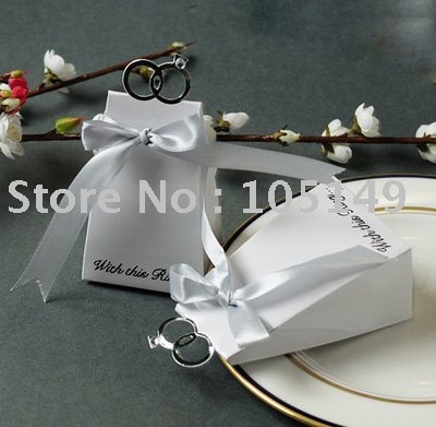  Wedding Decorations on Buy Wedding Decoration  Wedding Favors  Wedding Bottle Opener  2011