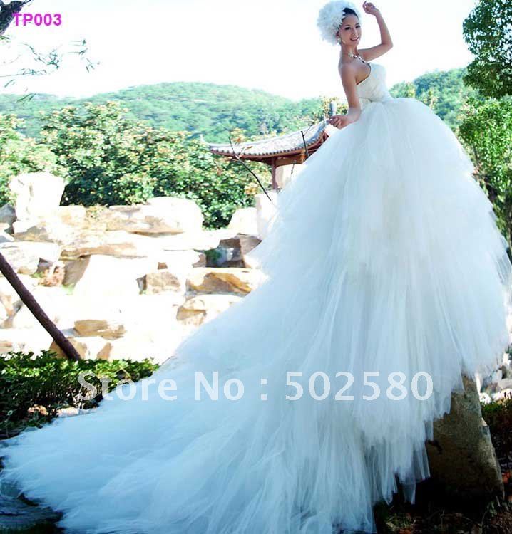 TP003 Big trailing tulle lace back white color bridal dress
