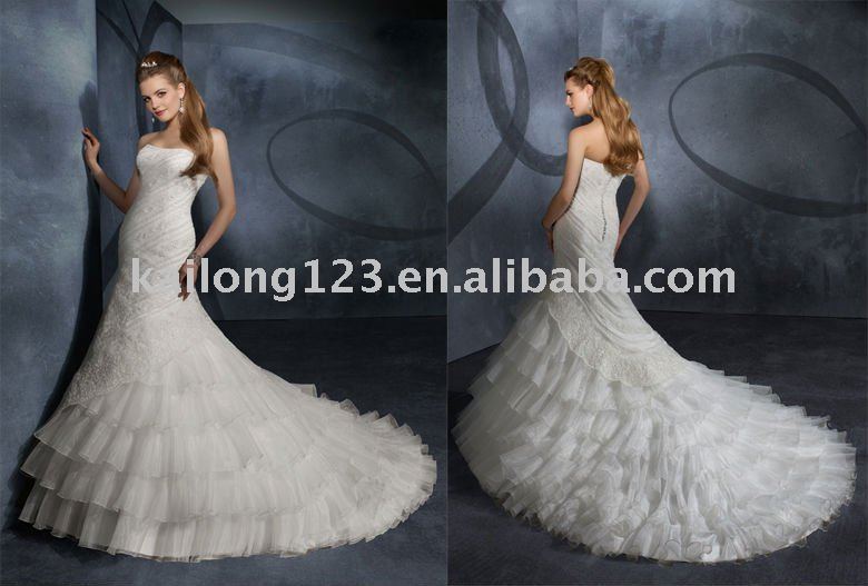 Elegant strapless trumpet fishtail tiered lace appliqued tulle bridal gown