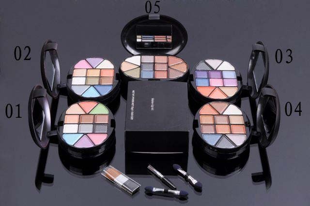 Cosmetics & Perfume: Cheap makeup cosmetics in Poland
