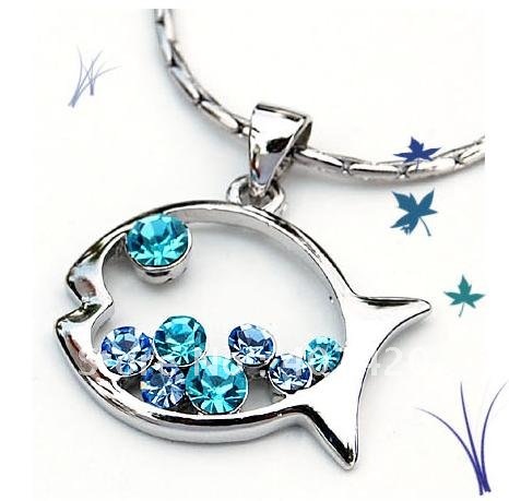Japanese Fashion on Japan Fashion Jewelry Colorful Diamond Hollow Fish Necklaces Pendants