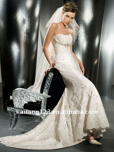 Romantic Strapless Beading Ruched Empire Lace Wedding gown