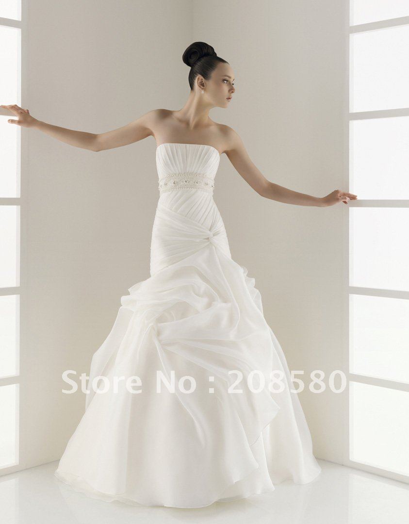 beautiful white square wedding cake beautiful white square wedding cake