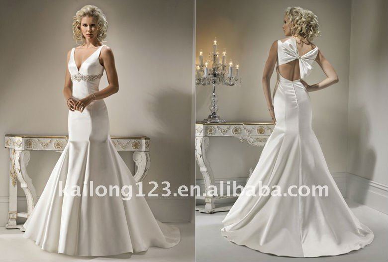 New style Mermaid Vneck fit and flare Appliqued Bow Satin Bridal Gown