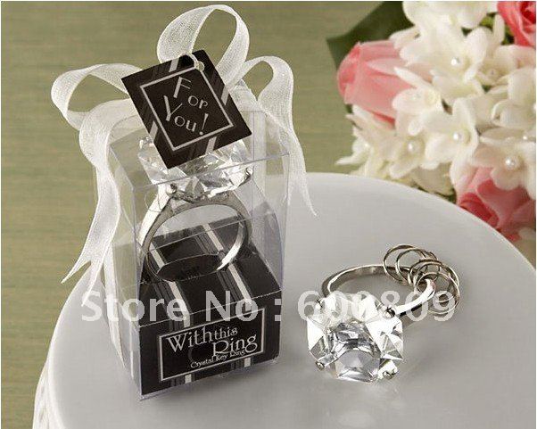 Wholesale and retail wedding gifts of crystal diamond key ringWedding favor