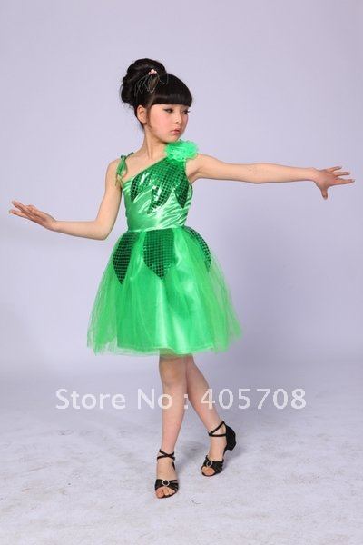 Dress Model Skirt on Performing Skirt   Dress   Green Leaves Inclined Shoulder Dress 2038