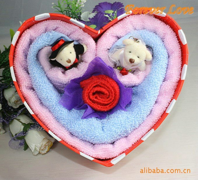 Heartshaped gift box Towel cake gift ideas Holiday Wedding Decoration 