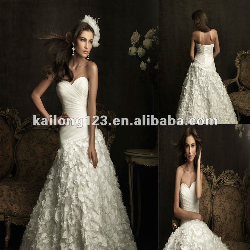 Unique Sweetheart Asymmetrical Ruched 3d Flowers Organza Lace Wedding Dress