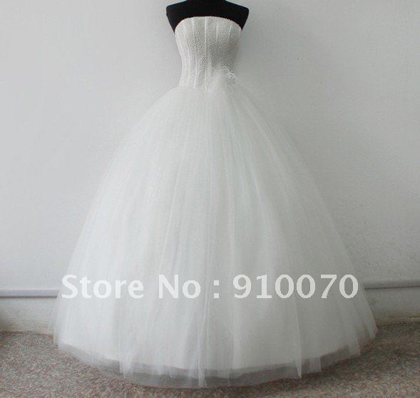 Hot New 2012 Strapless White Organza Beaded A Line Floor Length Ball Gown 